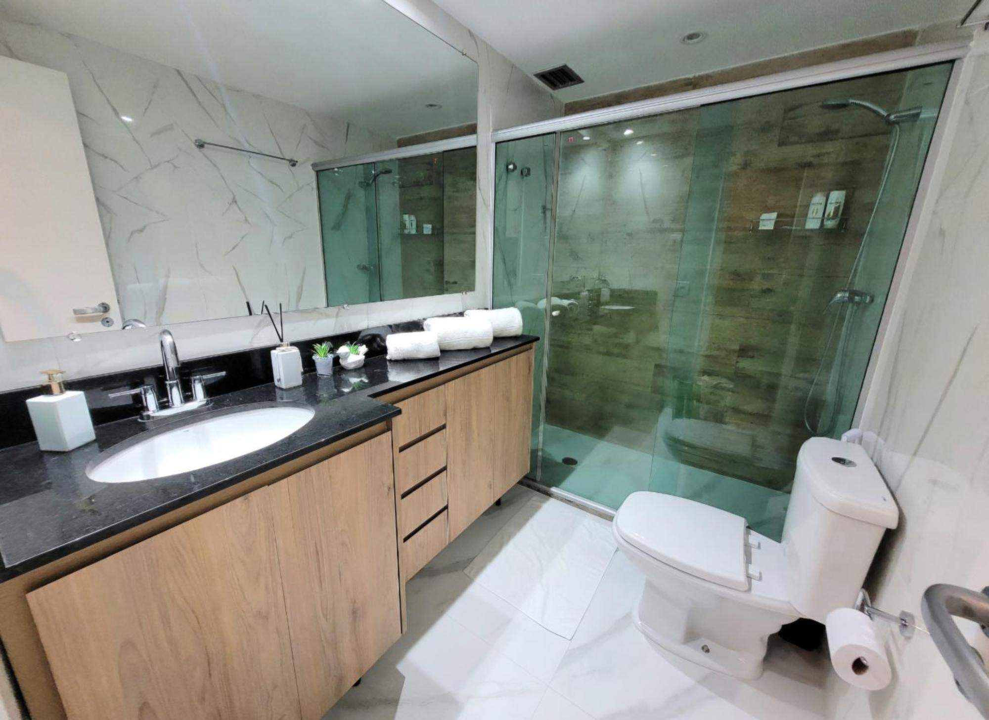 9 Luxury 2 Apartment *